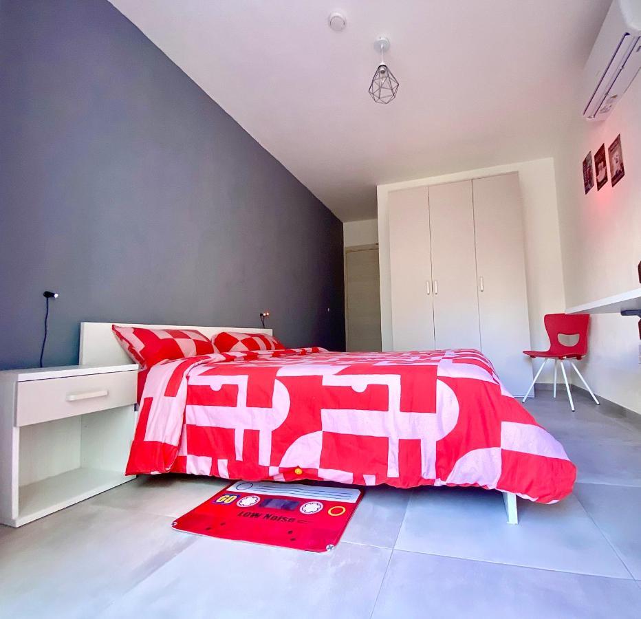 Central Private En-Suite With Balcony In Shared Residence Pietà Buitenkant foto